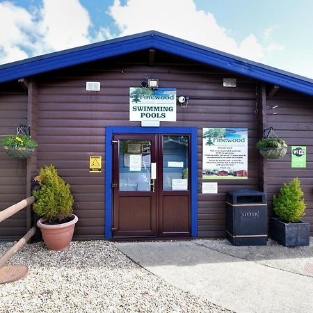 ライム・レジス 4 Pinewood Retreatヴィラ エクステリア 写真