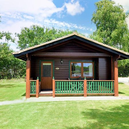 ライム・レジス 4 Pinewood Retreatヴィラ エクステリア 写真