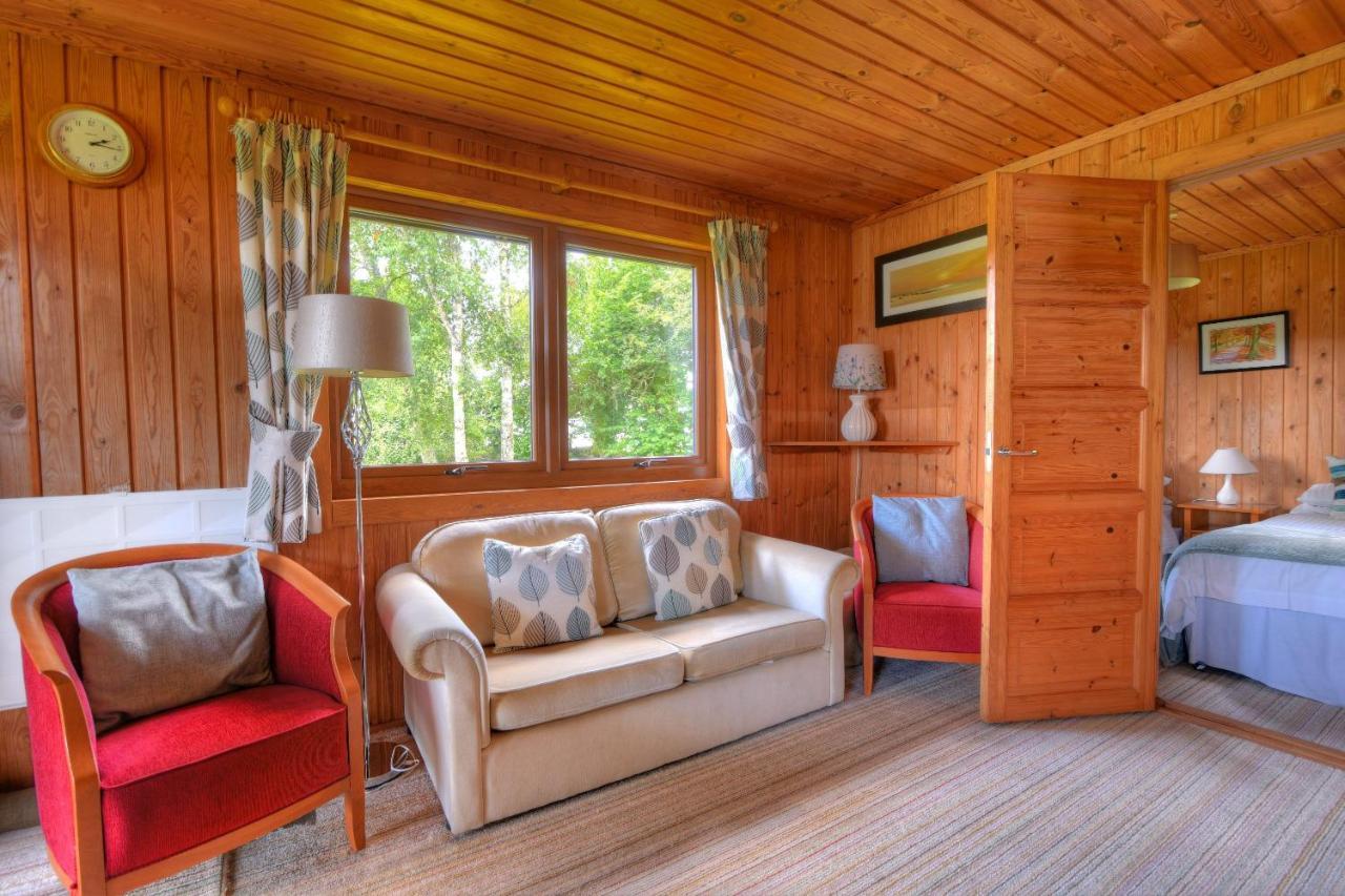 ライム・レジス 4 Pinewood Retreatヴィラ エクステリア 写真