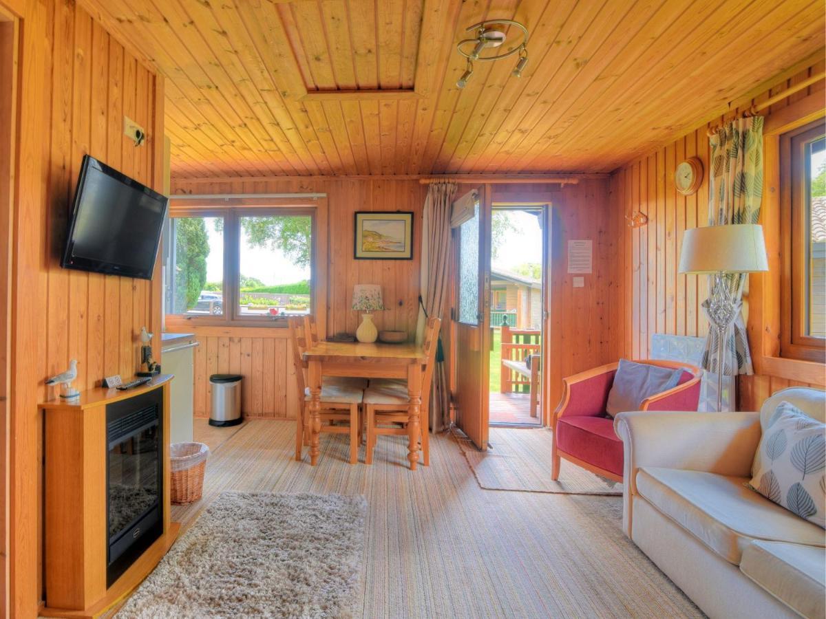 ライム・レジス 4 Pinewood Retreatヴィラ エクステリア 写真