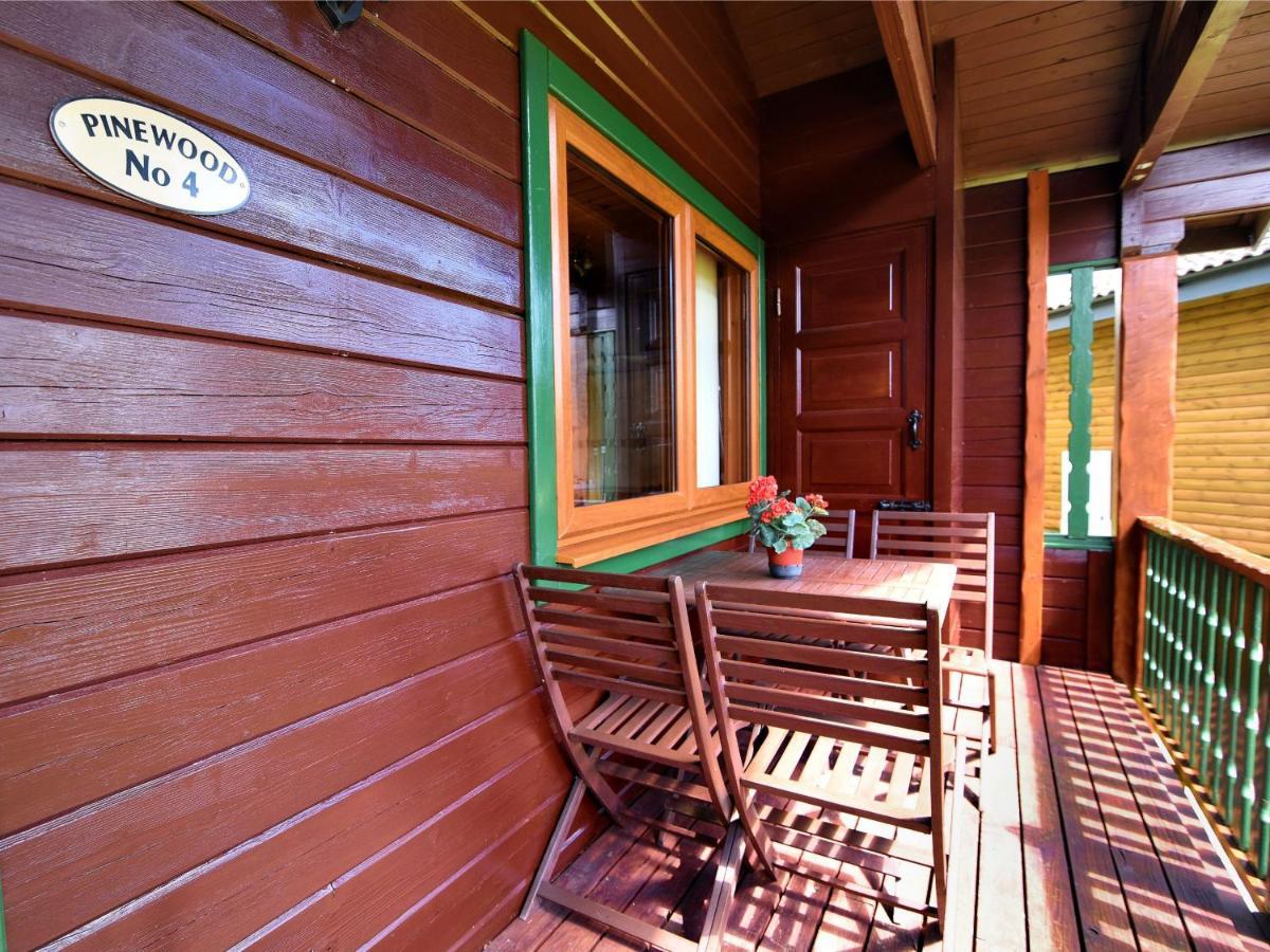 ライム・レジス 4 Pinewood Retreatヴィラ エクステリア 写真